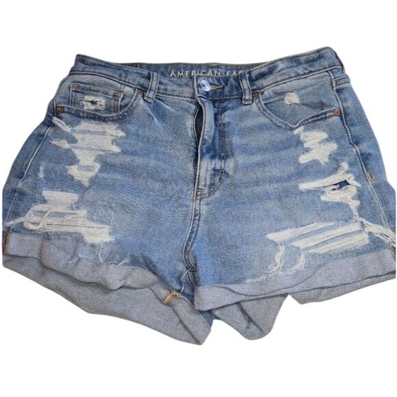 American Eagle Outfitters Pants - AE high Stretch mom short heavy distress Size 8